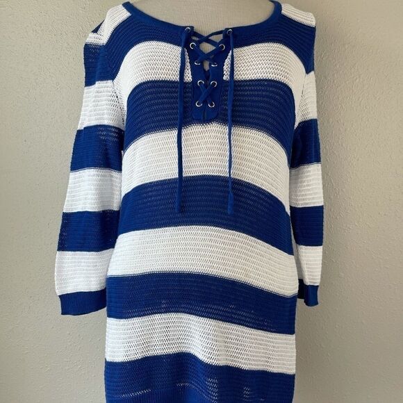NWT R.Q.T Women’s Sweater Top Size L - Picture 1 of 5